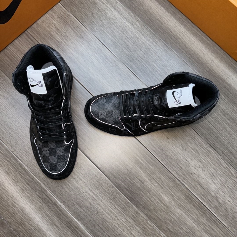 Louis Vuitton Sneakers